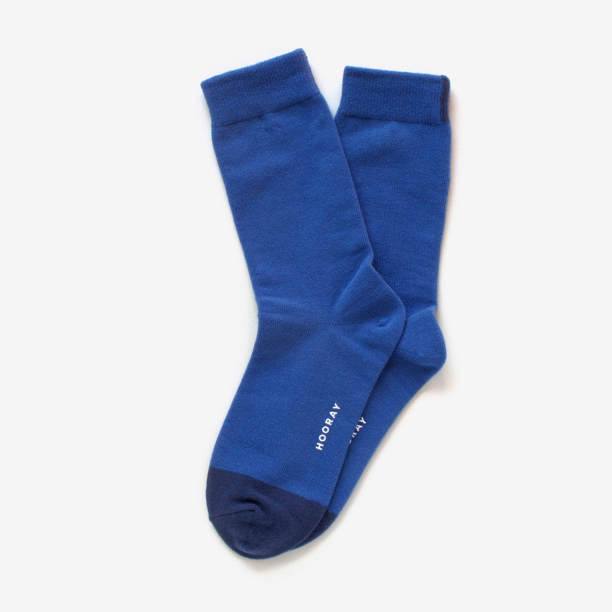 Huntington ocean blue cotton crew socks – showcasing the two-tone design.